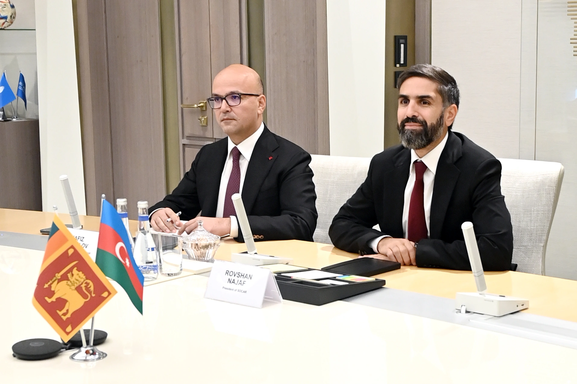 SOCAR, Sri Lankan firms discuss energy cooperation at CICA summit (PHOTO)