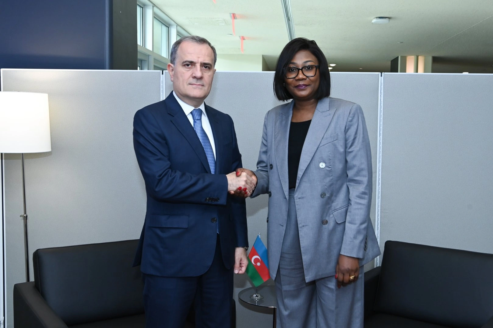 Azerbaijan, Central African Republic ink joint communique on diplomatic ties (PHOTO)