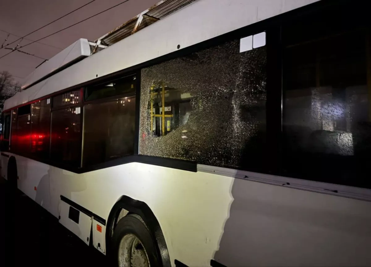 Russian drone, artillery attacks hit residential buildings in Ukraine’s Dnipropetrovsk Photo