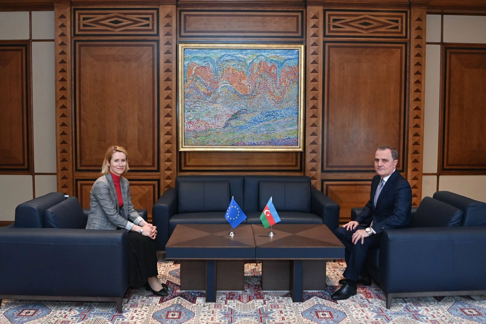 Azerbaijan FM meets EU foreign policy chief in Baku (PHOTO)