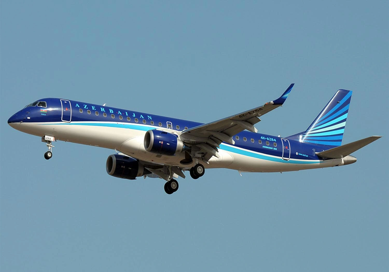 Thunderstorms delay several Baku-Nakhchivan AZAL flights