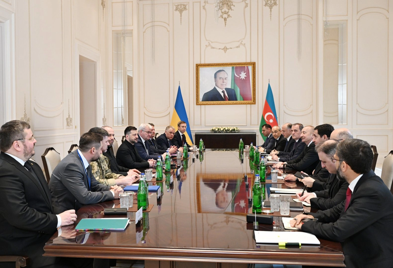 President Ilham Aliyev holds expanded meeting with Ukrainian President in Gabala