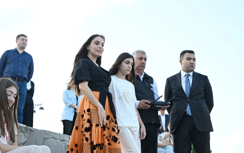 Leyla Aliyeva and Arzu Aliyeva attend opening and presentation ceremonies at the Seaside National Park (PHOTO)