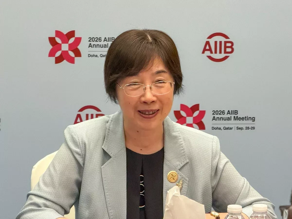 AIIB chief calls Azerbaijan strategically important partner