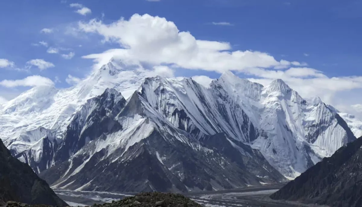 Rescuers recover 8 bodies of 10 climbers in Pakistan after avalanche