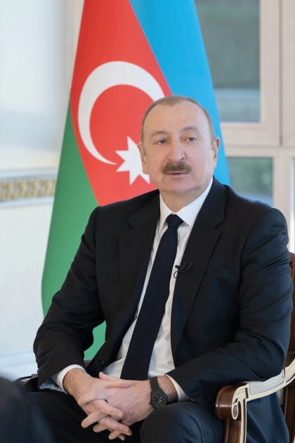 President Ilham Aliyev interviewed by local TV channels (PHOTO)