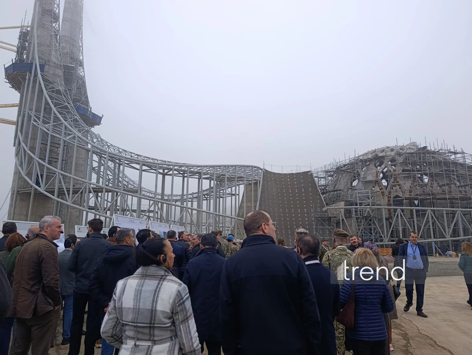 Diplomatic corps representatives view construction of New Shusha Mosque (PHOTO)