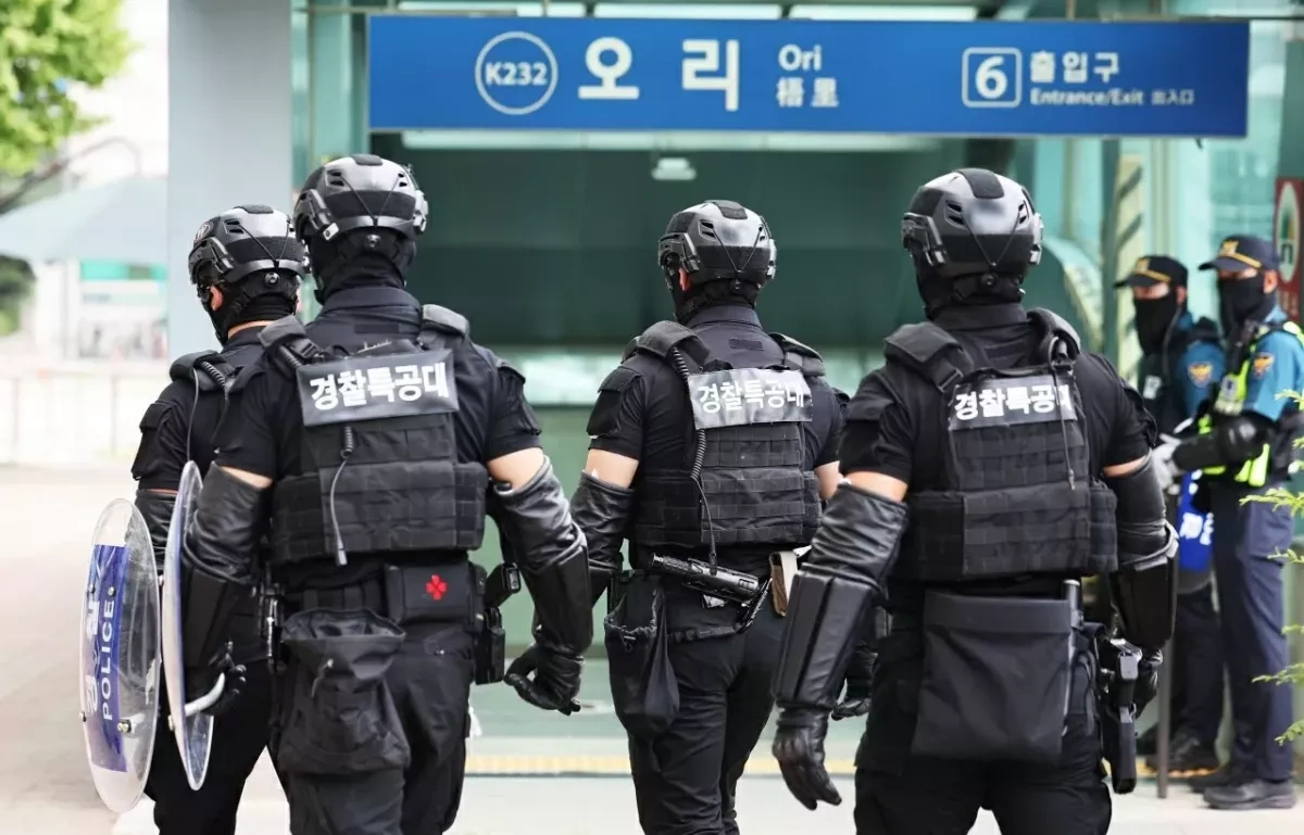 South Korea raises terror alert level ahead of June 3 local elections