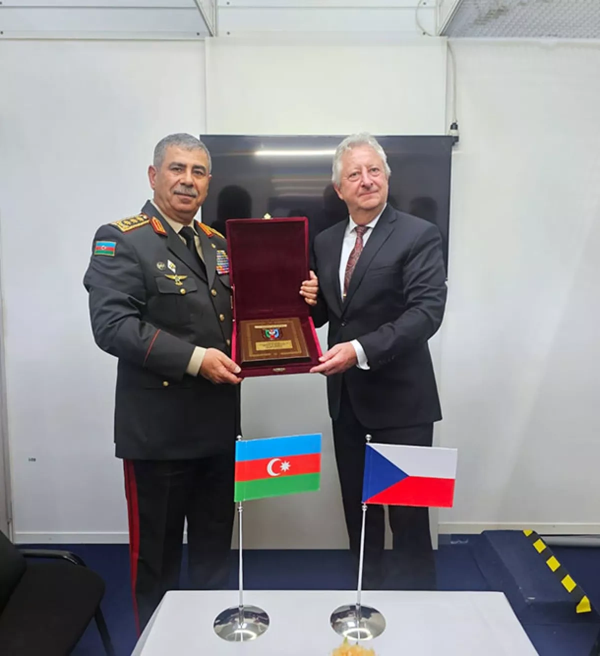 Azerbaijan defenсe minister attends security exhibition in Slovakia Photo