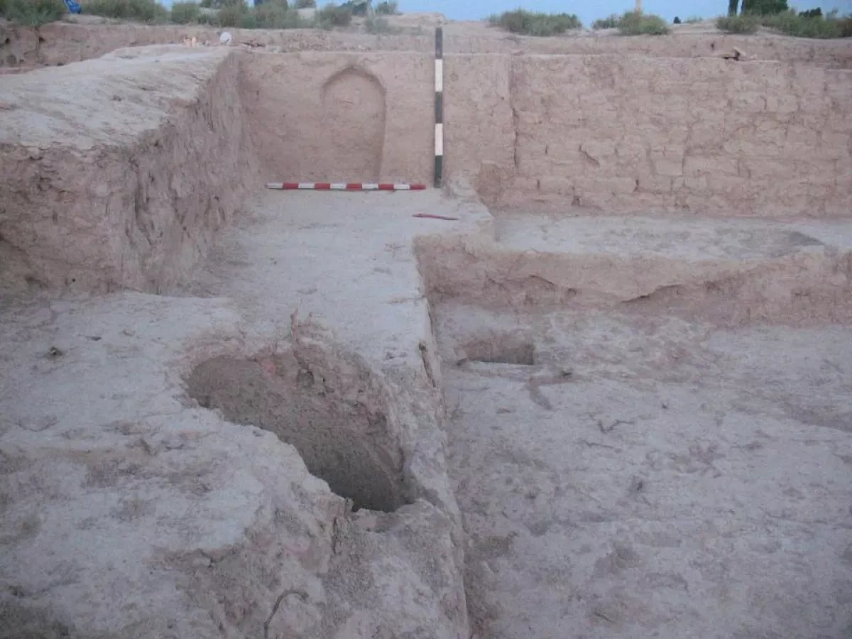 Archaeologists discover centuries-old mosque in Kazakhstan PHOTO