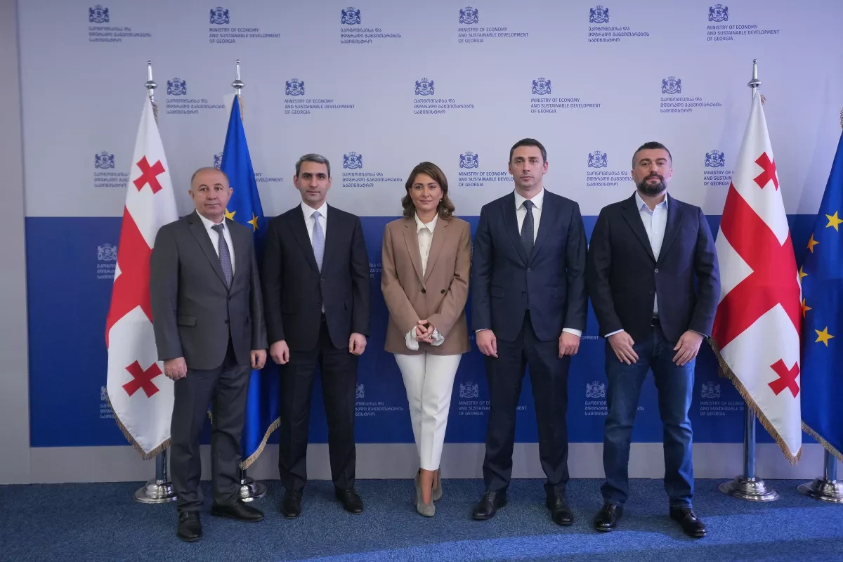 Tbilisi and Baku together: New agreements signed on BTK railway PHOTO
