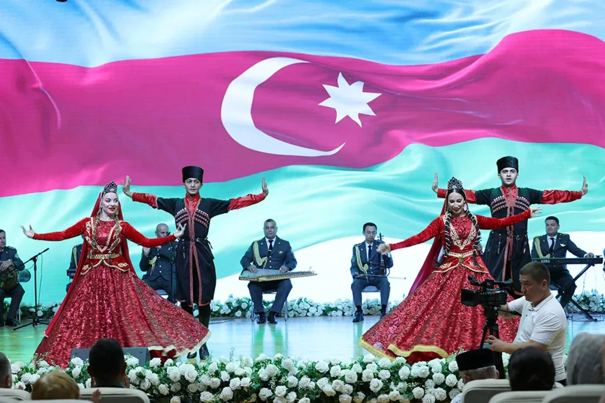 Azerbaijan, Uzbekistan deepen defence ties on ideological work in Tashkent PHOTO