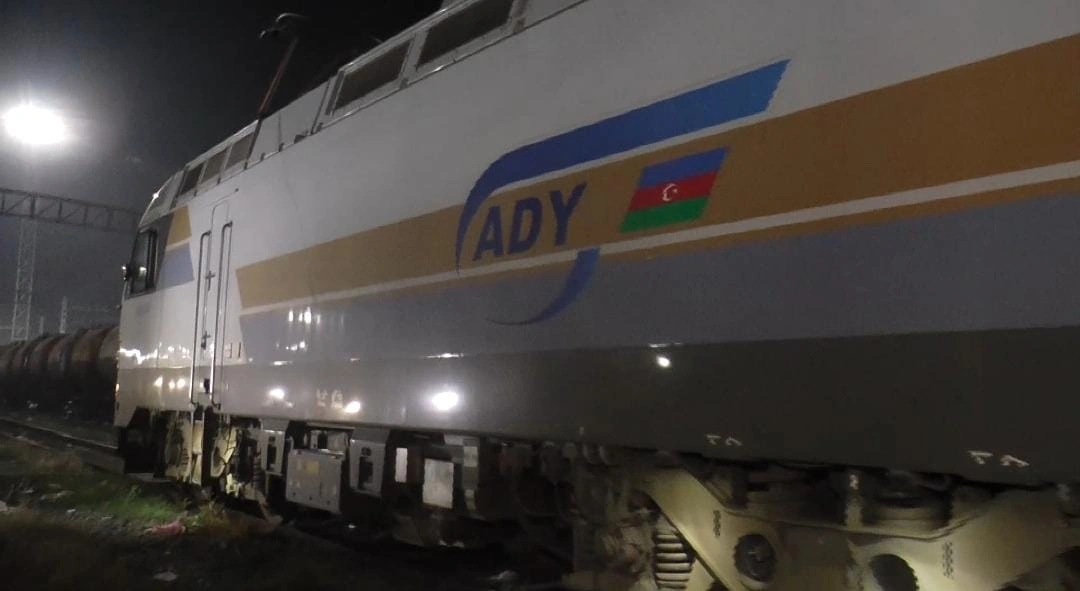 Oil products supplied from Azerbaijan to Armenia are shipped from Agstafa to Georgia (VIDEO)