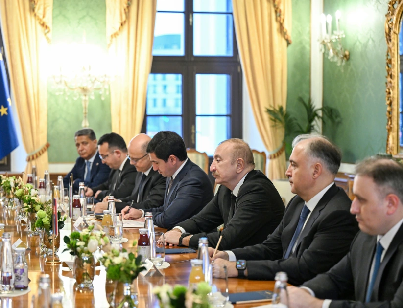 President Ilham Aliyev hold expanded meeting with President of Slovakia in Bratislava