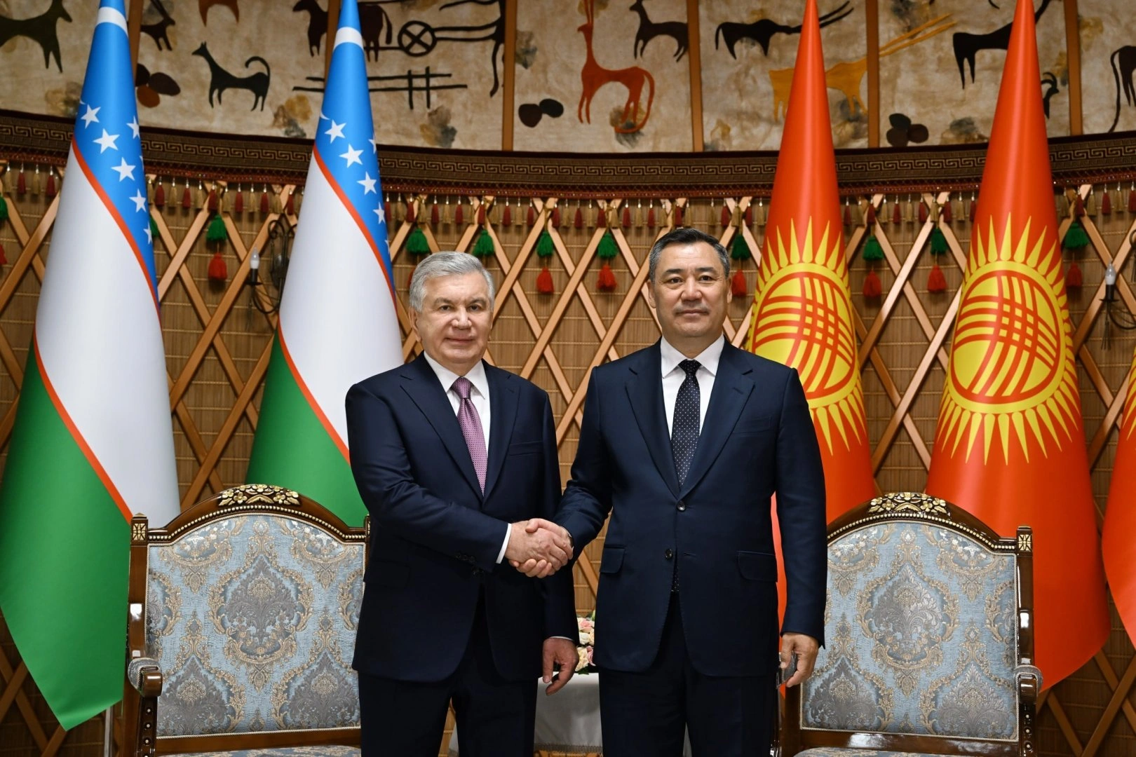 President Mirziyoyev, President Japarov agree to establish Interstate Council