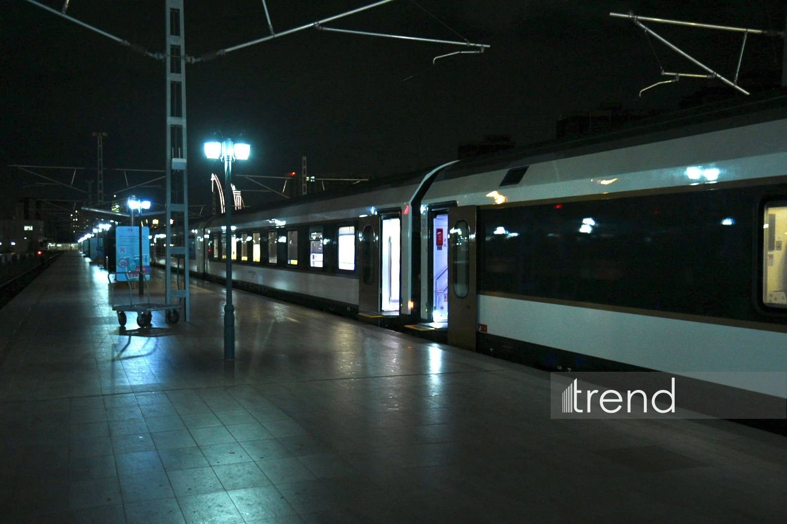 Baku–Tbilisi–Baku train departs on its first trip (PHOTO)
