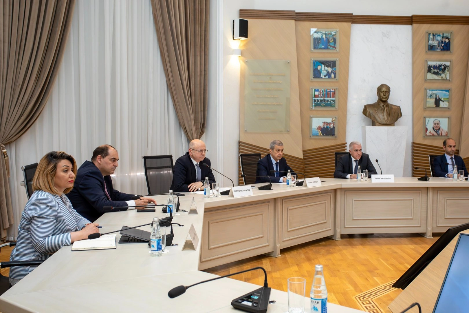 Azerbaijan and Germany explore current status of energy cooperation (PHOTO)