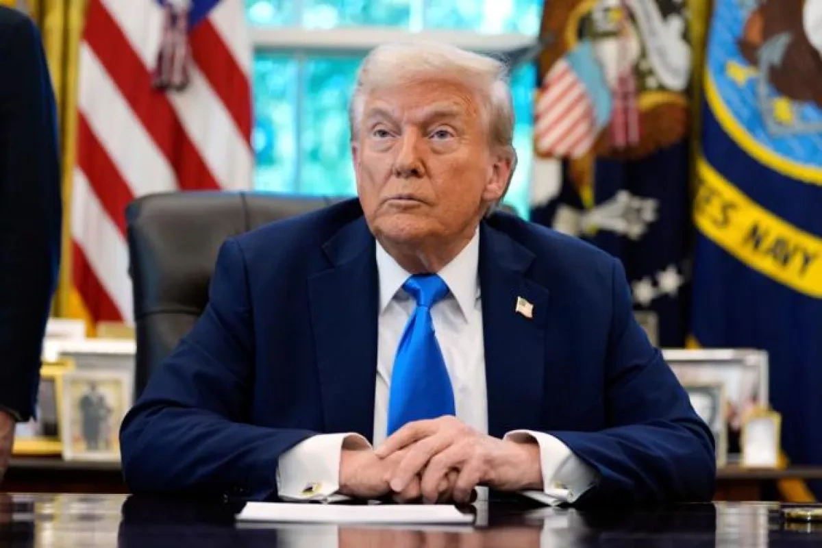 Trump: “Kharg Island being blown to smithereens!”