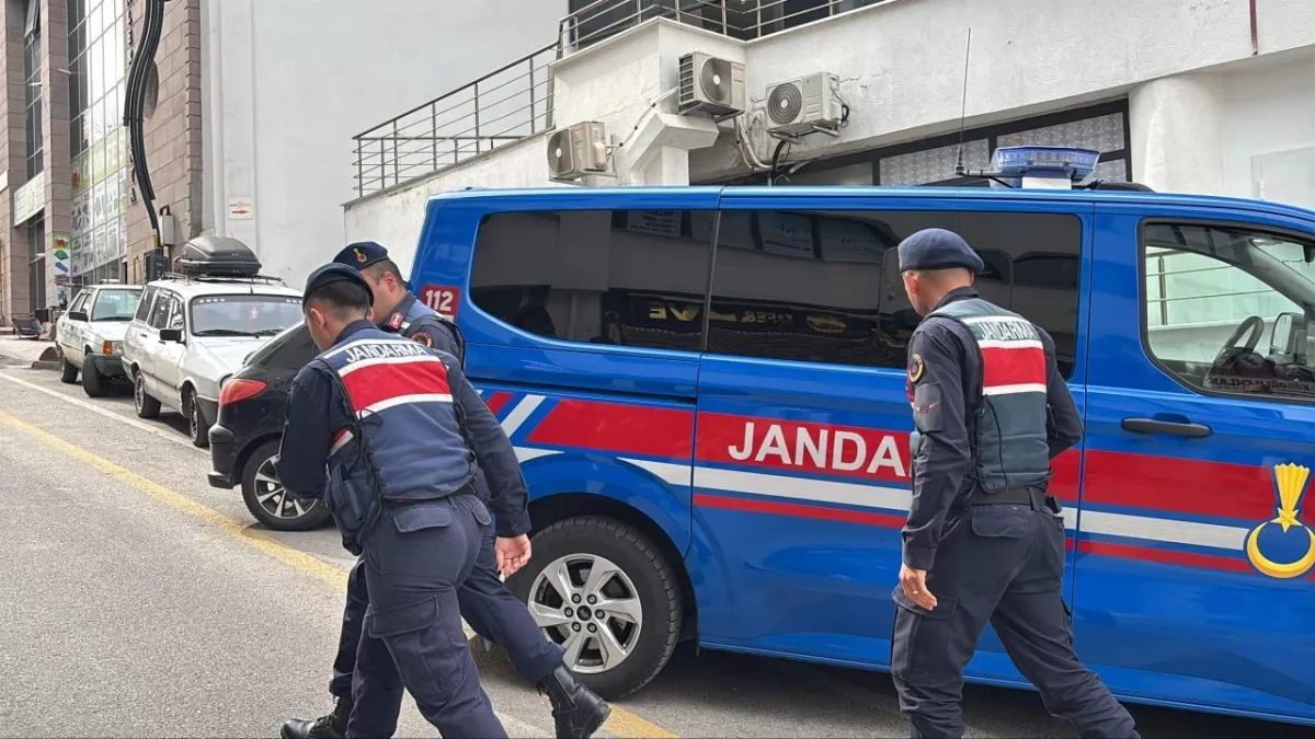 Türkiye detains head of traders’ association in bribery investigation