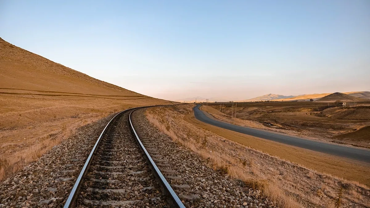 Armenia: Russia ready to discuss restoring rail links to Azerbaijan, Türkiye