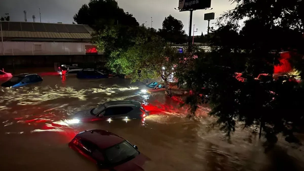 Deadly floods hit southern, eastern Spain, several missing