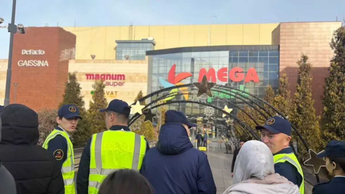 Anonymous bomb threat forces emergency response at Almaty mall photo