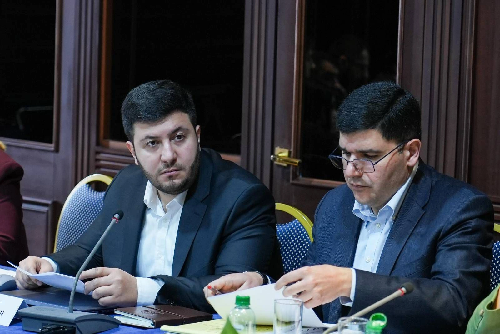 Armenia hosts roundtable with Azerbaijani and Armenian civil society representatives under “Bridge of Peace” initiative (PHOTO)