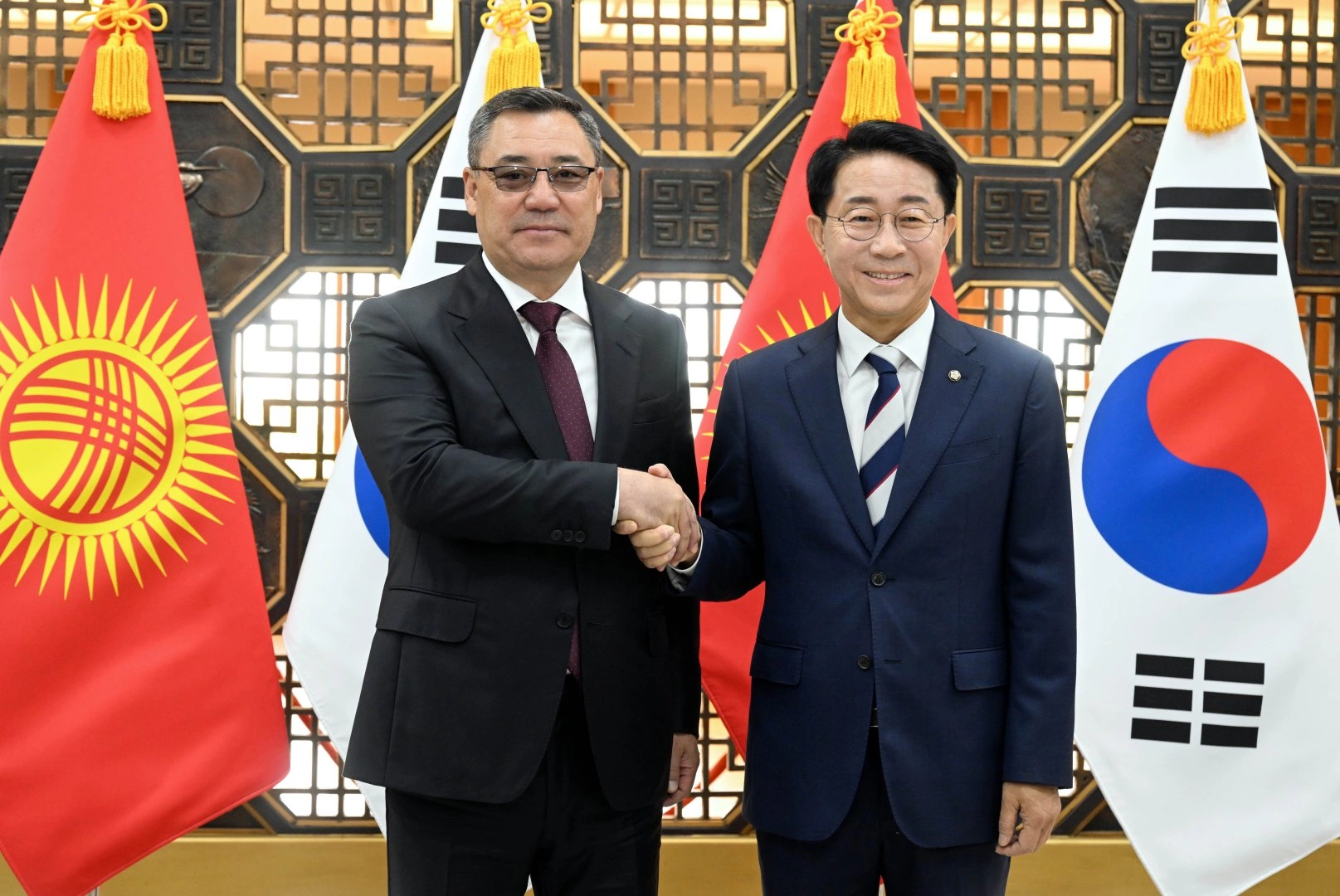 South Korea seeks to expand AI and technology co-op with Kyrgyzstan