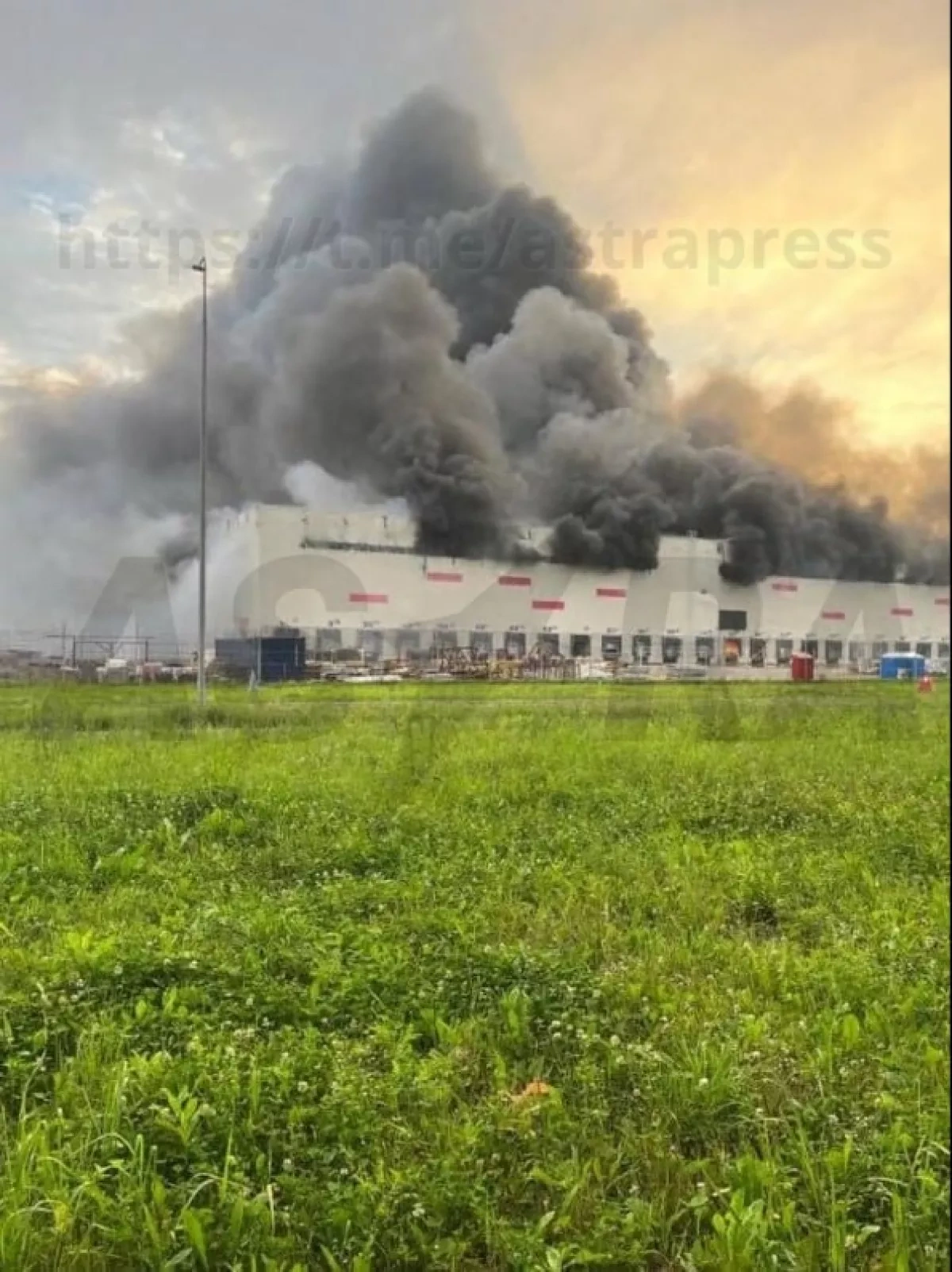 Media: Drone strike sets Wildberries logistics hub ablaze near Russia's Ryazan PHOTO / VIDEO