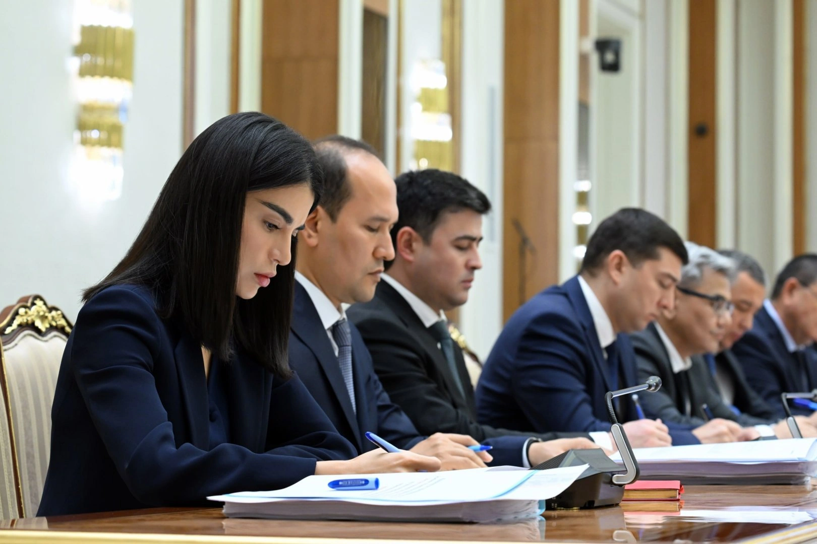 President Mirziyoyev seeks to unlock exports from 208 enterprises