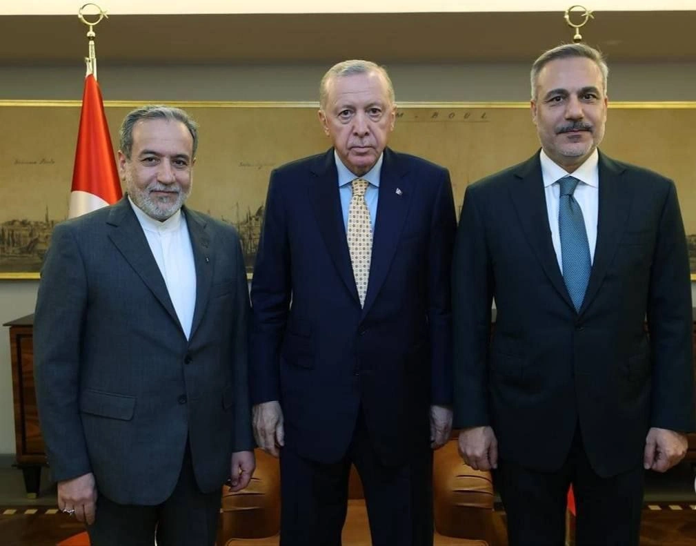 Türkiye and Iran address key issues on nuclear talks and regional cooperation