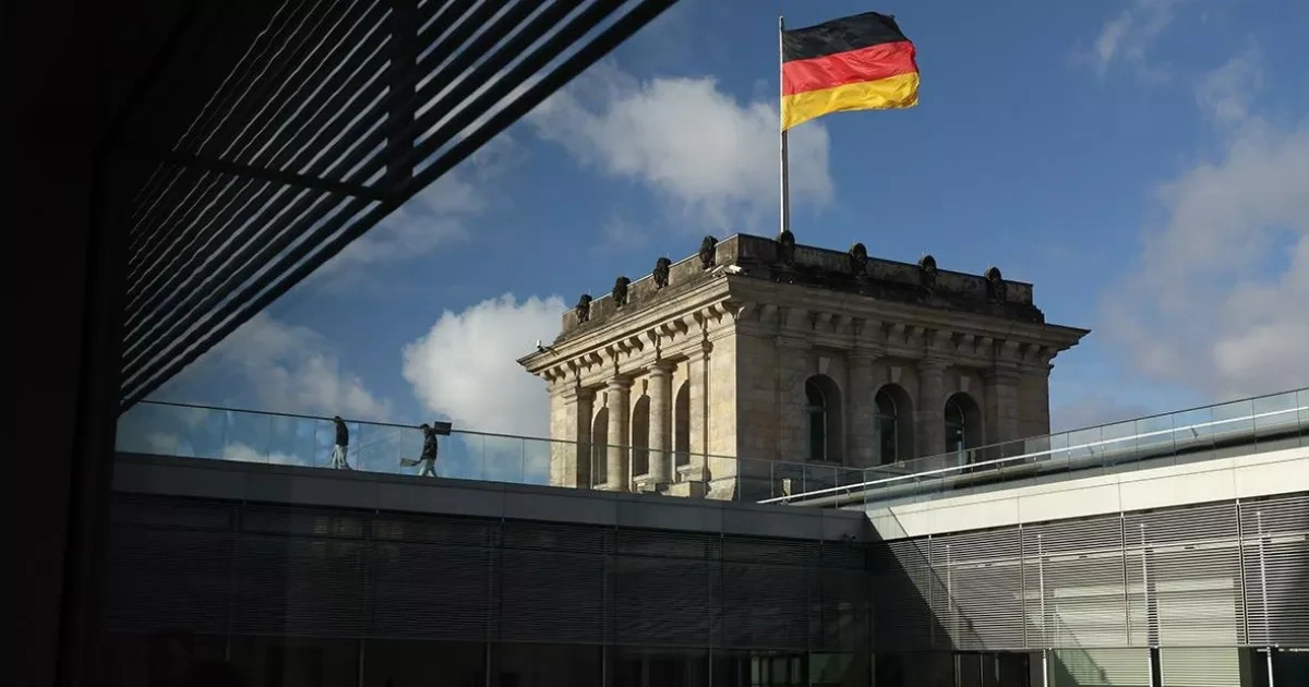 The Times: Germany seeks channels of communication with Russia