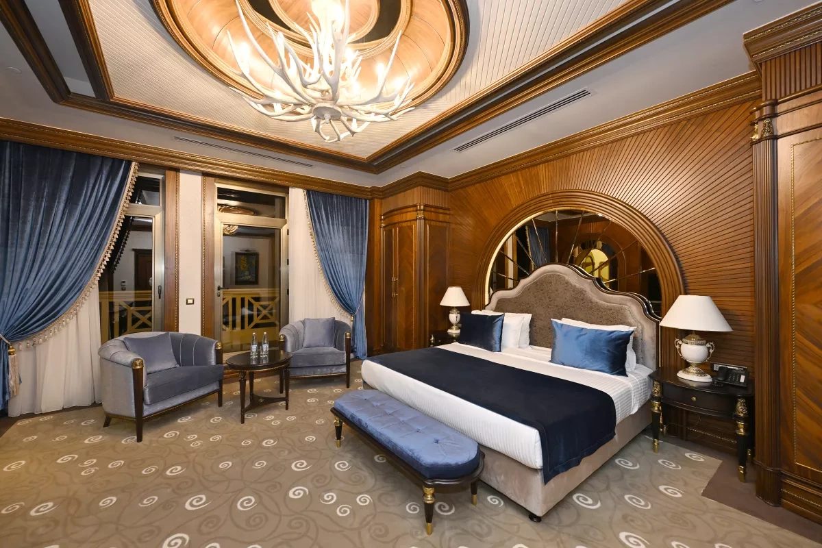 Azerbaijani leader, first lady attend Pirgulu Park hotel opening in Shamakhi PHOTO / UPDATED