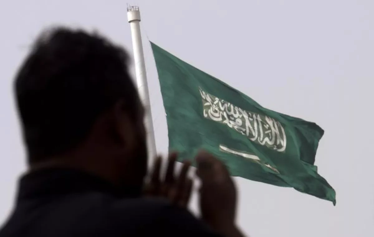 Houthi attack injures 11 civilians in Saudi Arabia