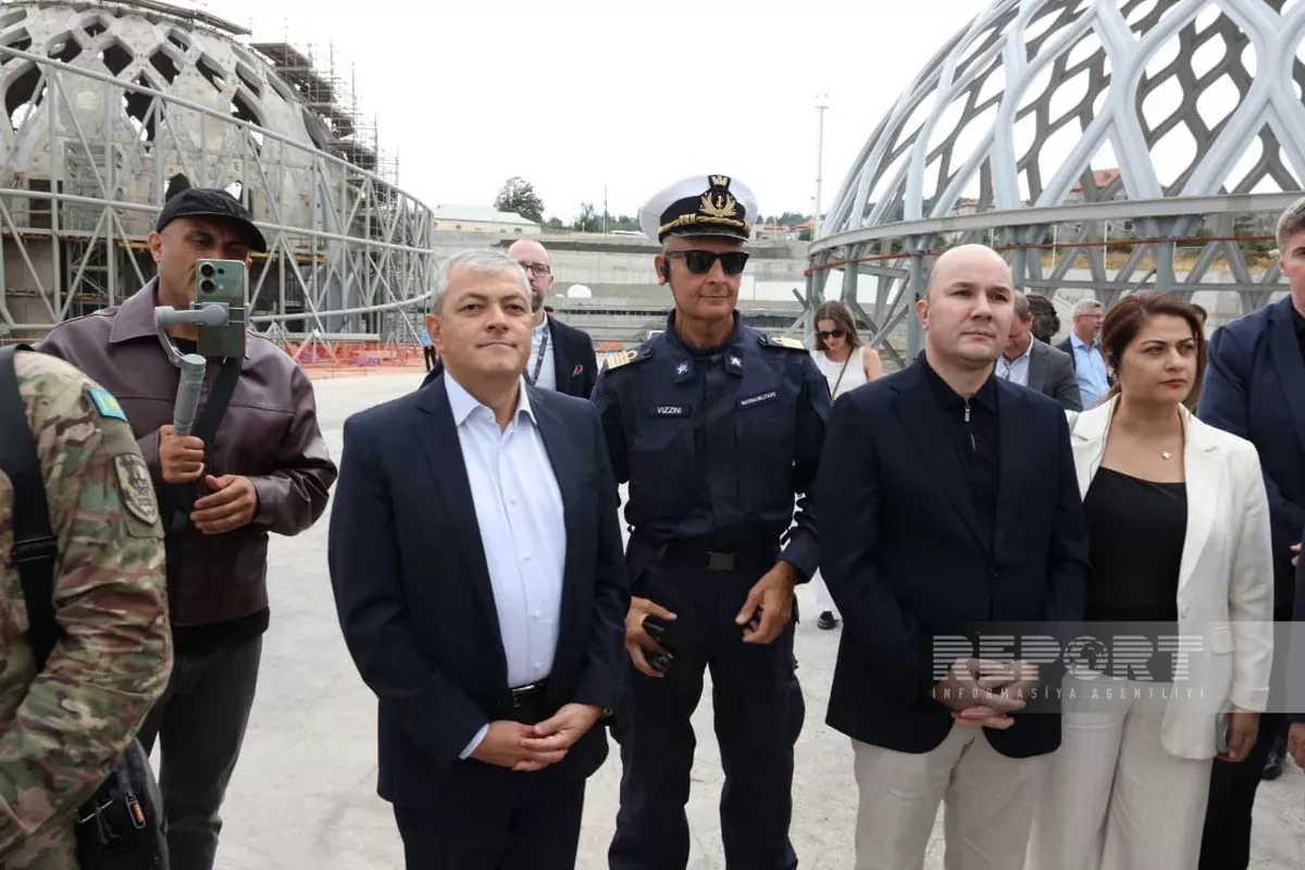 Foreign diplomats tour new Shusha Mosque construction site PHOTO