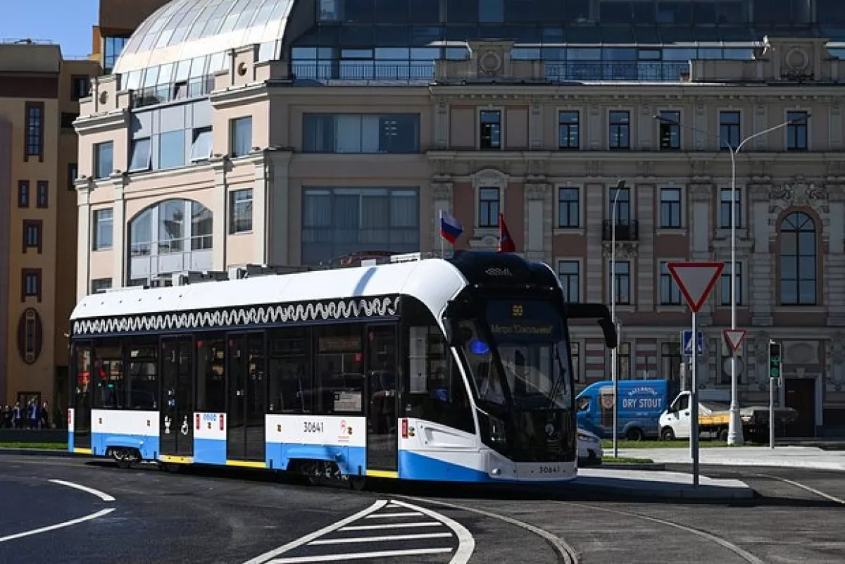 Moscow launches what it says is world’s longest tram route PHOTO