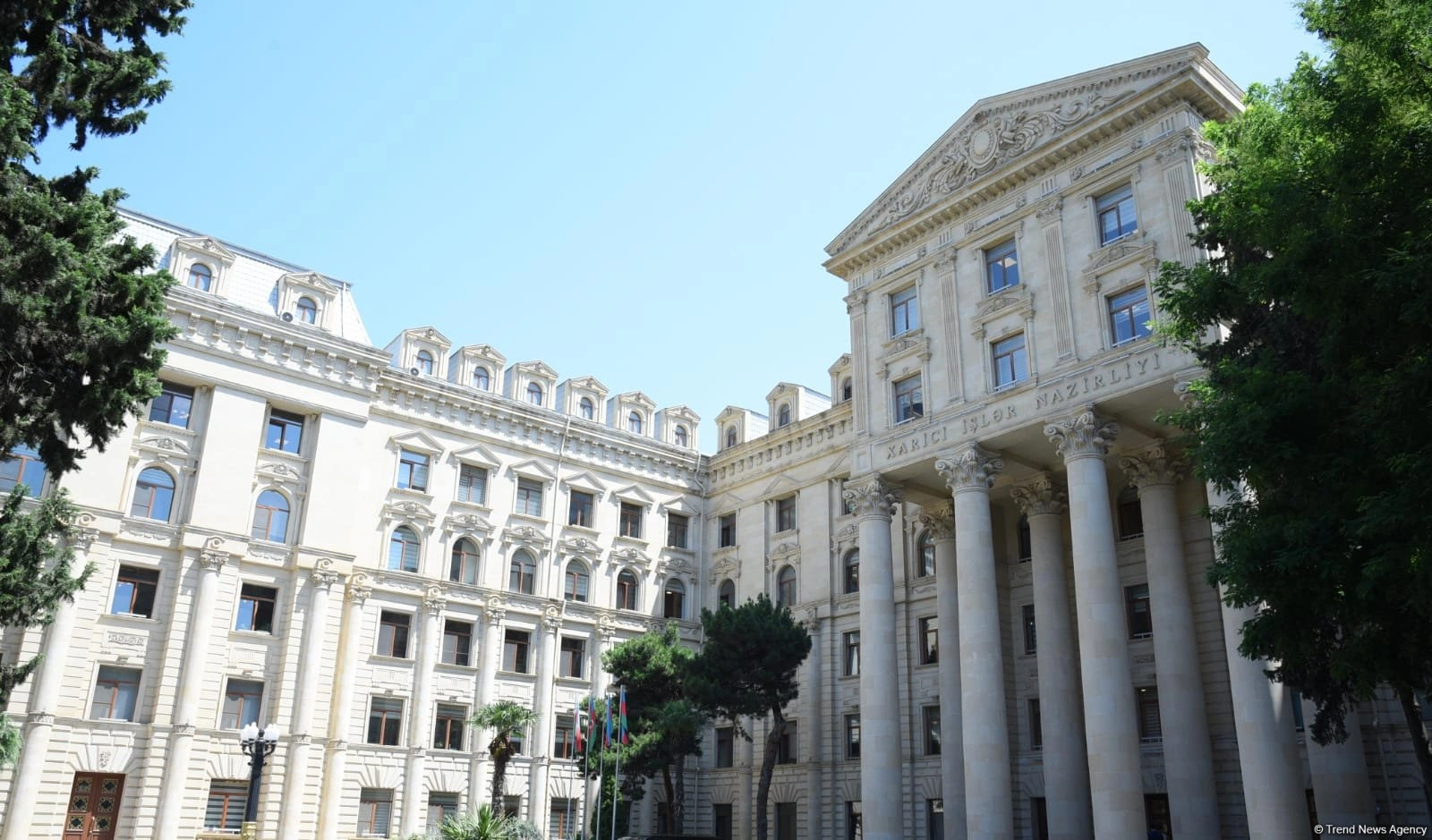 Azerbaijani Foreign Ministry expresses condolences to Canada