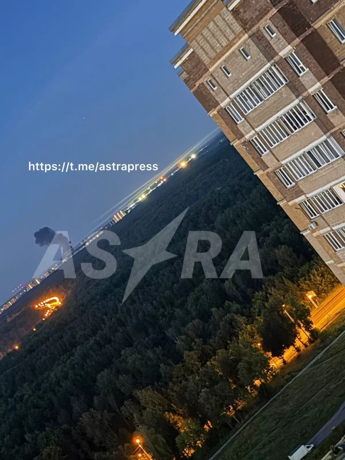 ASTRA: Russian oil depot, warehouse catch fire after attack on Moscow region PHOTO / VIDEO
