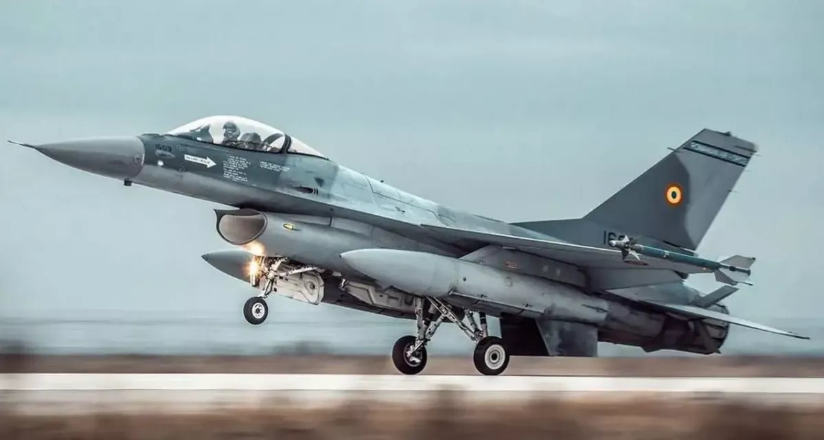 Romania puts F-16s in air after radar spots target near Galați