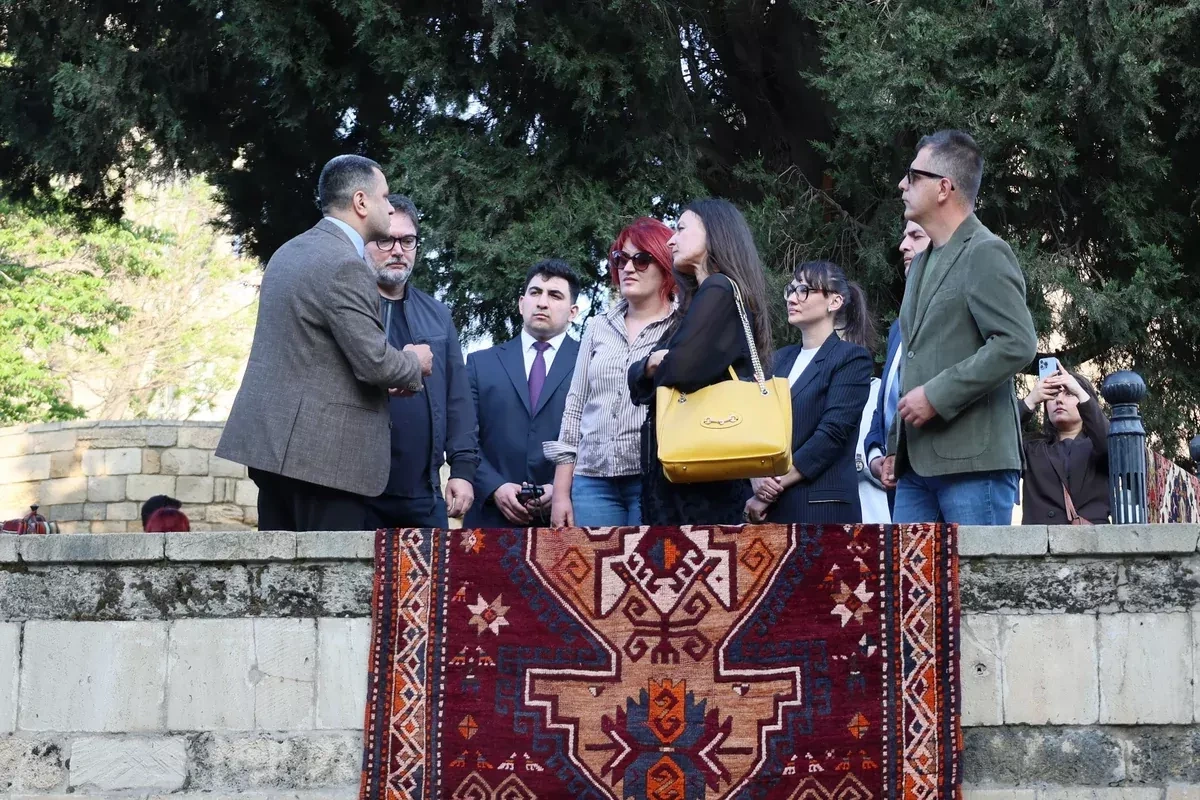 Bosnia and Herzegovina delegation visits Icherisheher during WUF13 in Baku