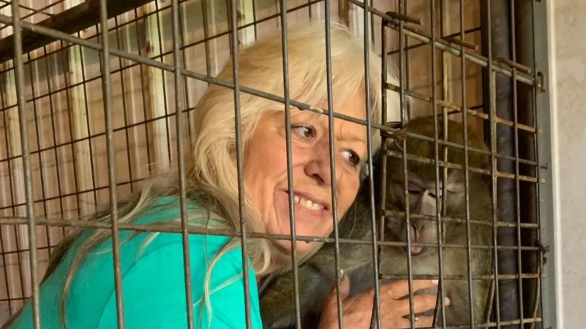 US woman arrested after allegedly exchanging adopted daughter for monkey