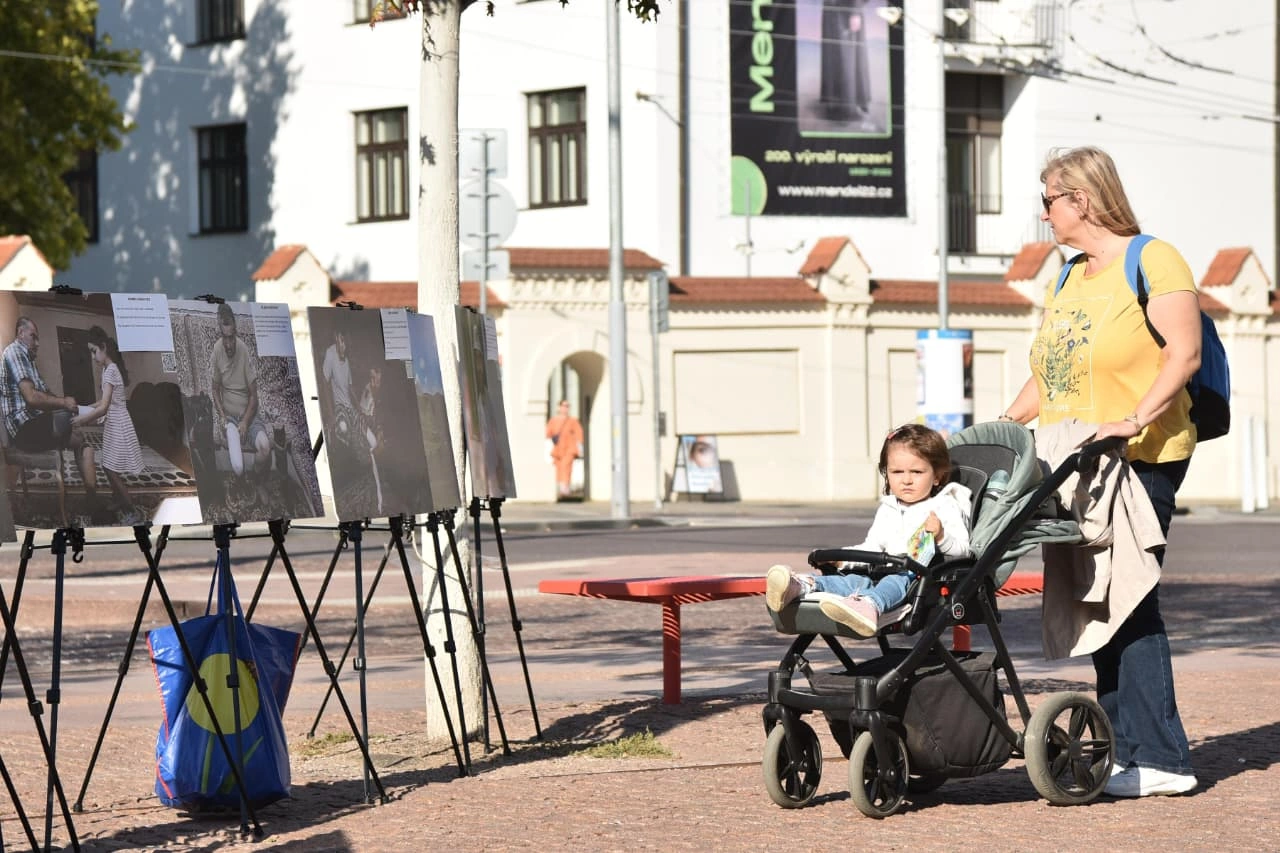 Azerbaijan NGO opens landmine exhibition in Czech Republic (PHOTO)
