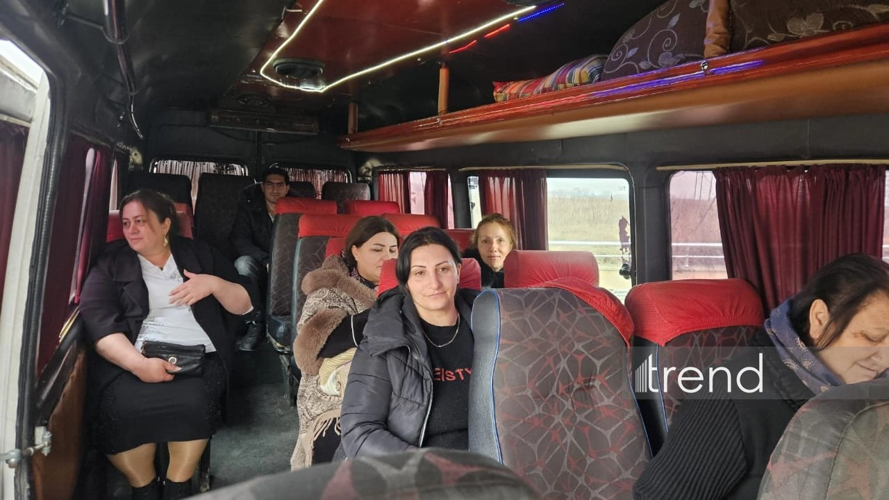 New group of ex-IDPs heads to several villages of Azerbaijan's Aghdara (PHOTO)