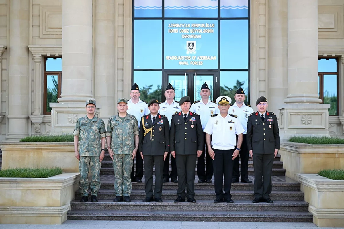 Turkish delegation tours Azerbaijan military facilities PHOTO