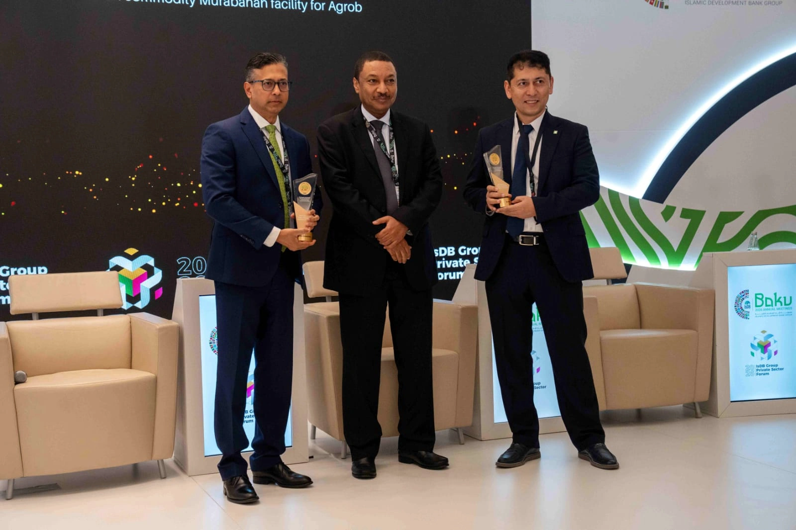 ICIEC awards FAB, Standard Chartered and Agrobank for landmark infrastructure and trade finance transactions (PHOTO)