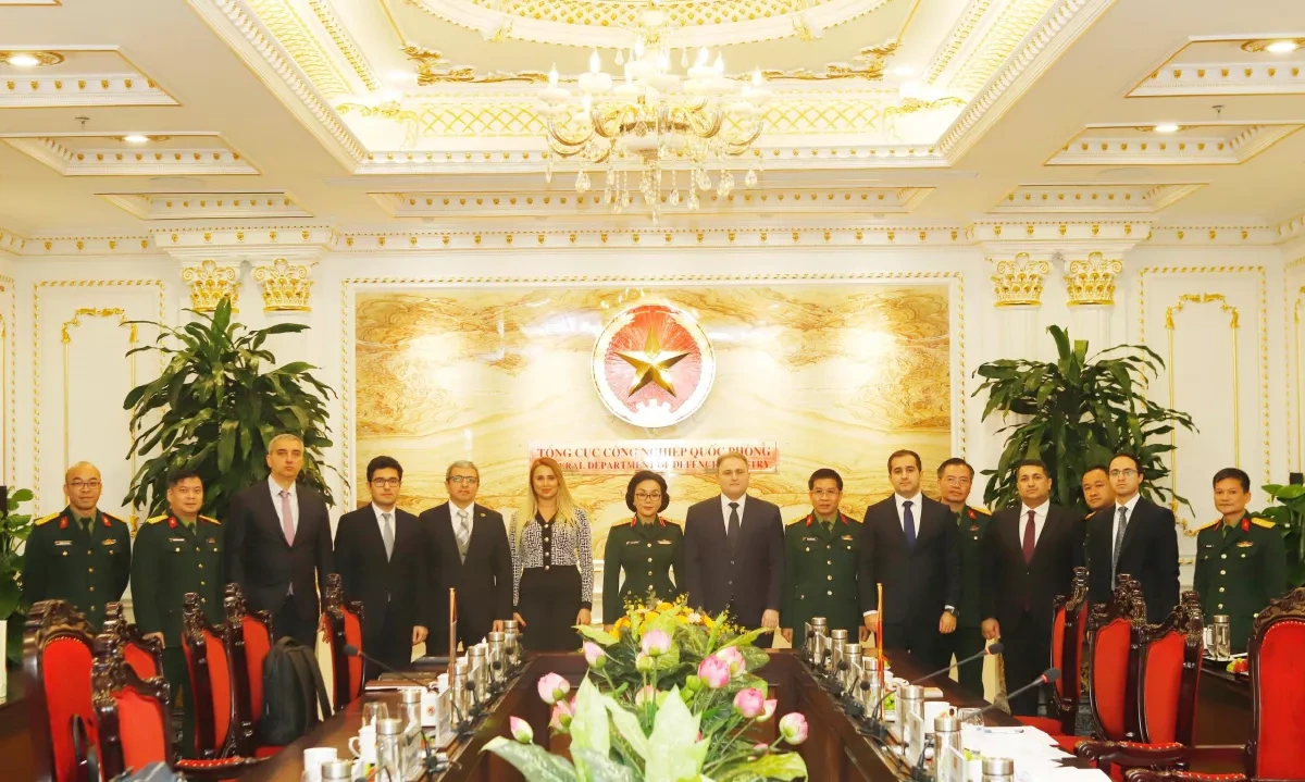 Azerbaijan, Vietnam discuss expanding defence manufacturing cooperation PHOTO
