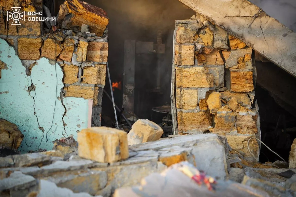 Russian attacks across Ukraine kill four, injure 12, Zelenskyy says PHOTO