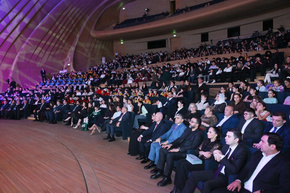 Heydar Aliyev Foundation VP Leyla Aliyeva and Alena Aliyeva attend awarding ceremony of Children’s Art Contest (PHOTO)