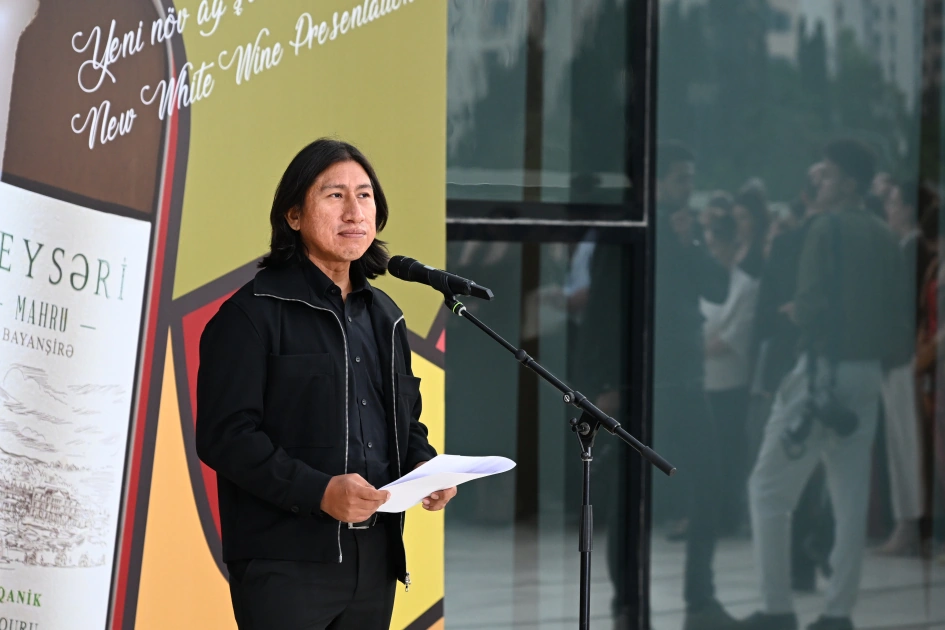 Solo exhibition of Peruvian artist opened at Heydar Aliyev Center (PHOTO)