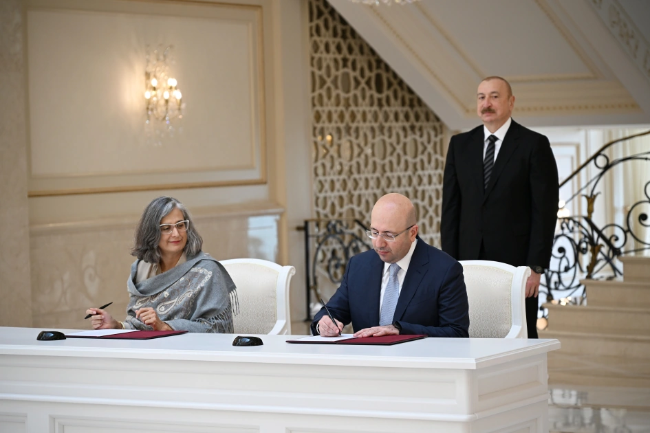 President Ilham Aliyev meets with UN-Habitat Executive Director (PHOTO)